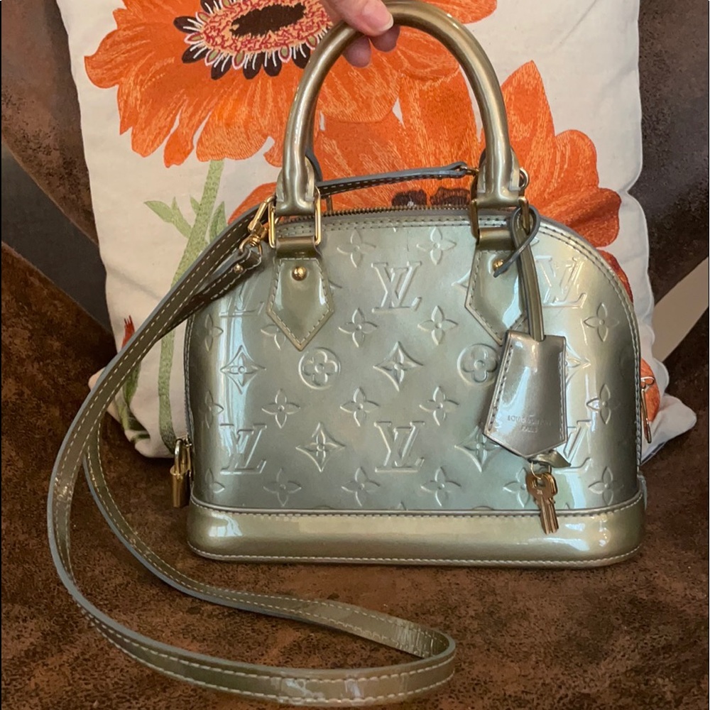 LOUIS VUITTON MONOGRAM ALMA BB CROSSBODY BAG 2011